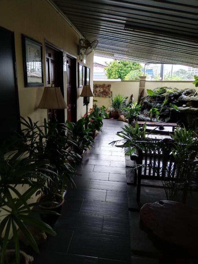 Check Inn Johor Bahru Exteriér fotografie
